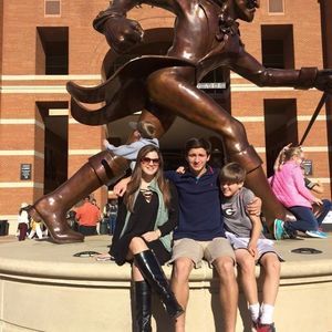 Meet your Posher, Jerry